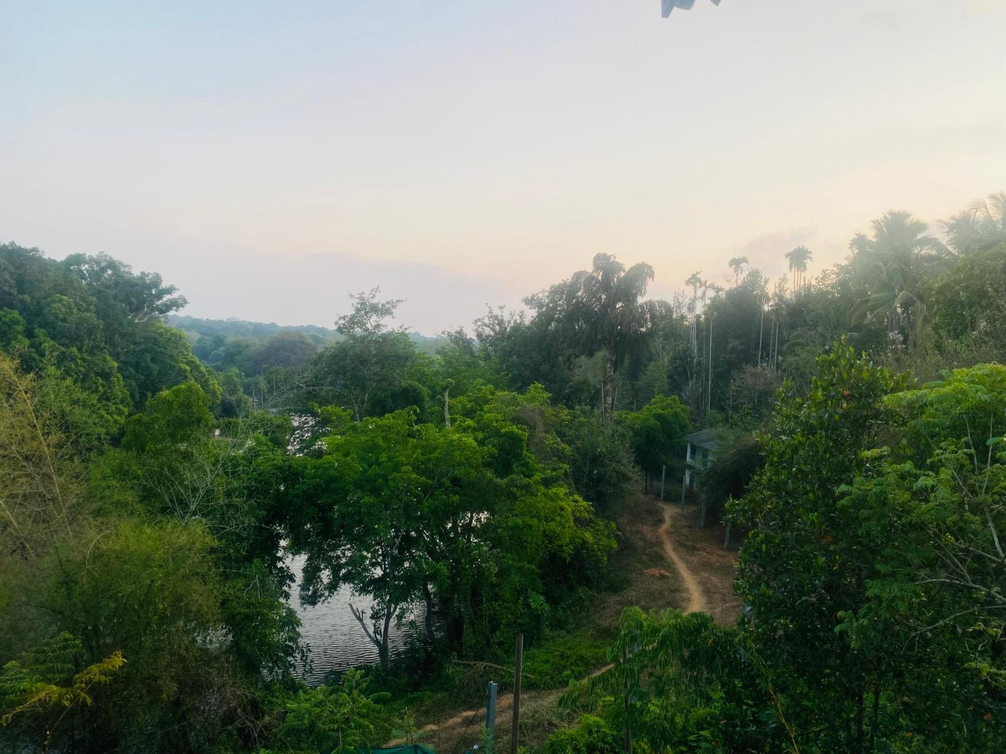 Happydays Hut Villa Mananthavady Bagian luar foto